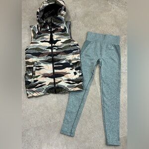Women’s LULULEMON/GYMSHARK Down Winter Vest & Leggings, sz 6 (Small)